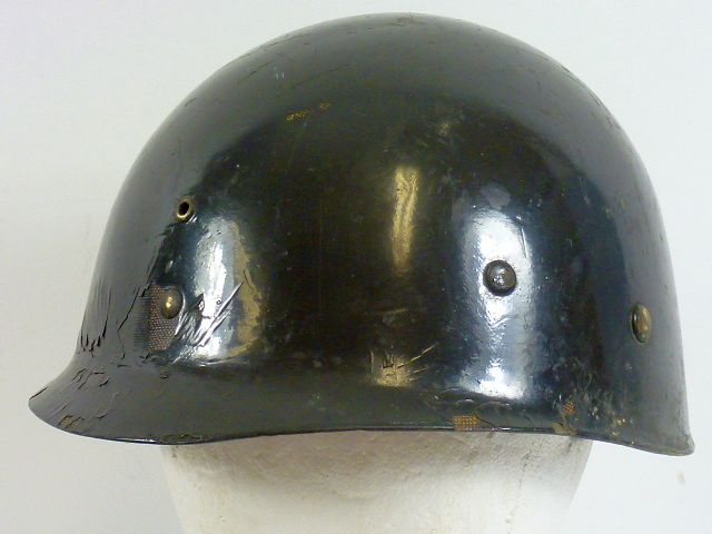 WWII Navy Lieutenant (j.g.) M1 Painted Combat Helmet – Griffin Militaria