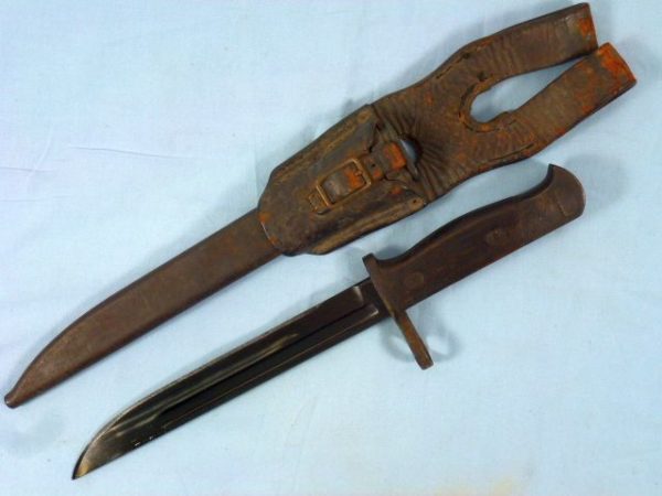 Japanese Army Type 100 Paratrooper Bayonet – Griffin Militaria