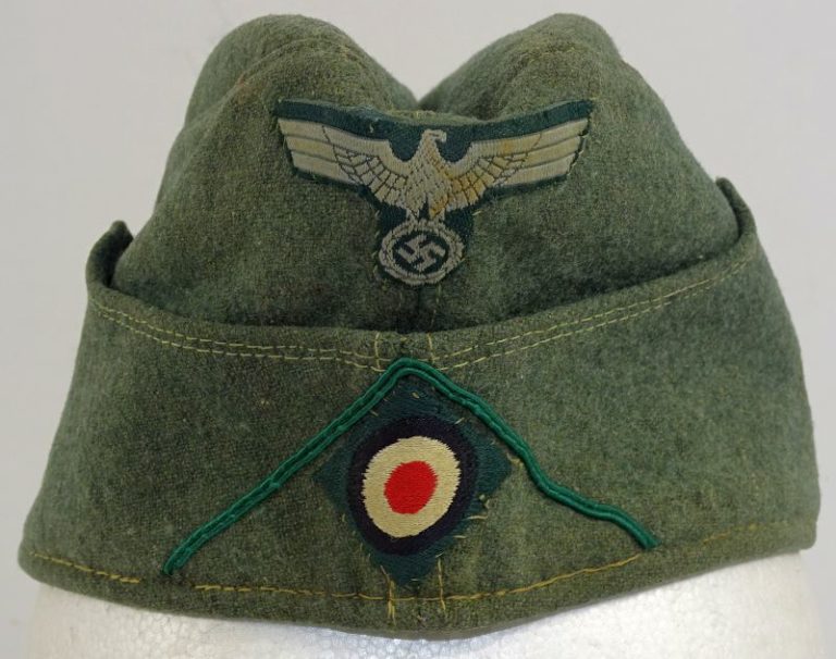 WWII German Army Jager / Mountain Troops EM/NCO Overseas Cap Griffin