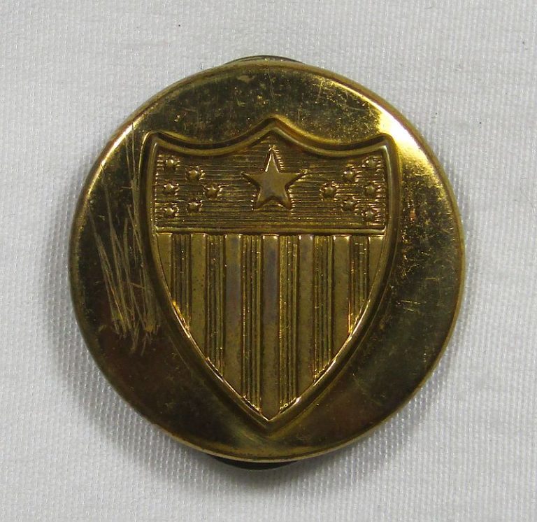 WWII US Adjutant General Department Collar Disk – Griffin Militaria