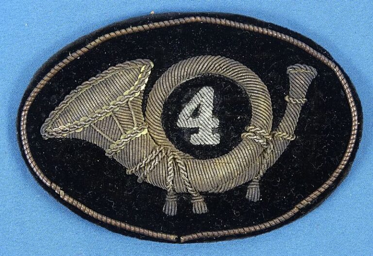 Civil War Union 4th Infantry Regiment Officer’s Hat Insignia Griffin