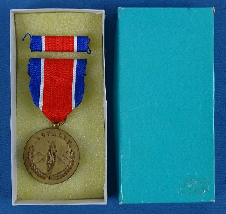 Boxed WWII Philippine Resistance Movement Medal – Griffin Militaria