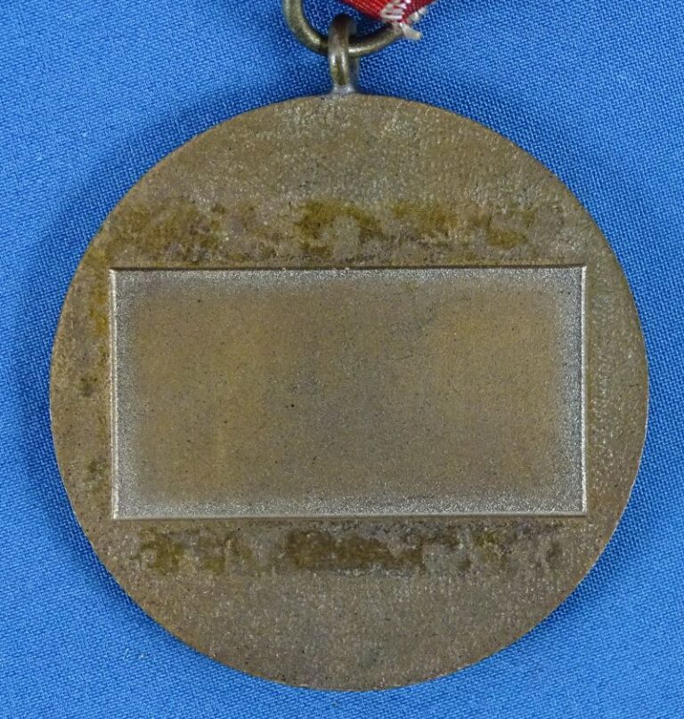 Yugoslavia People’s Army Medal – Griffin Militaria