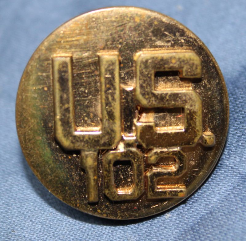 WWII US 102 Collar Disk – Griffin Militaria