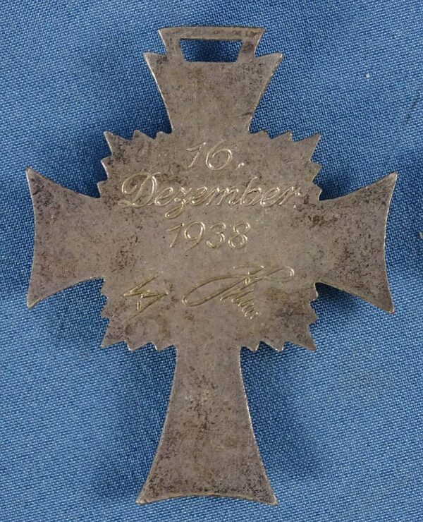 Third Reich Silver Mother's Cross - Image 3