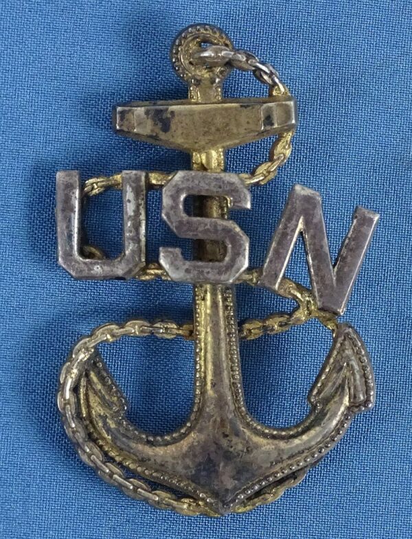 1920's-30's USN CPO Visor Cap Sterling Insignia by Robbins Company