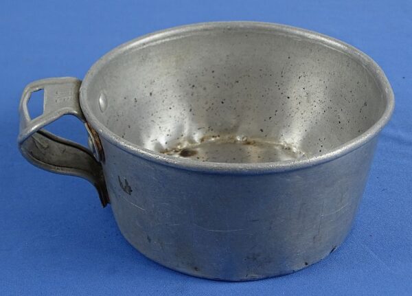 Model 1908 Experimental Aluminum Mess Cup by Rock Island Arsenal - Image 2