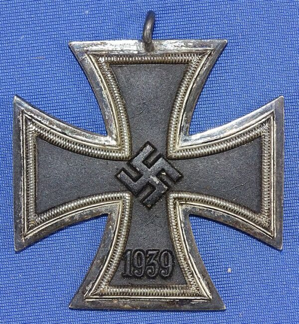 1939 Iron Cross Second Class - Image 2