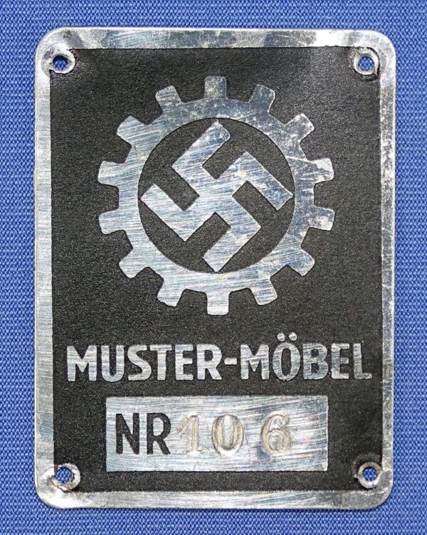 DAF Labor Front Exhibition "Muster Mobel" ("Sample Furniture") Tag