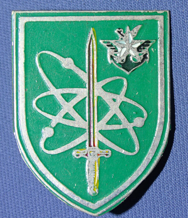 South Vietnamese Signal School Beercan DI/ Crest SVN