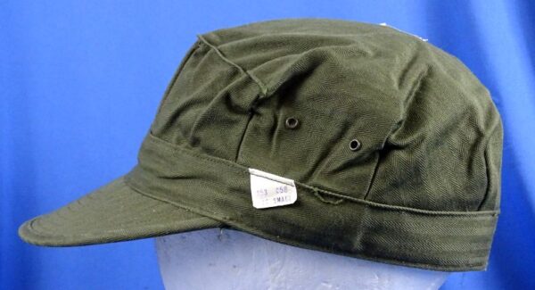 Mint Unissued U.S. Marine Corps WWII-Korean War HBT Fatigue Cap with Cutter Tags - Image 3