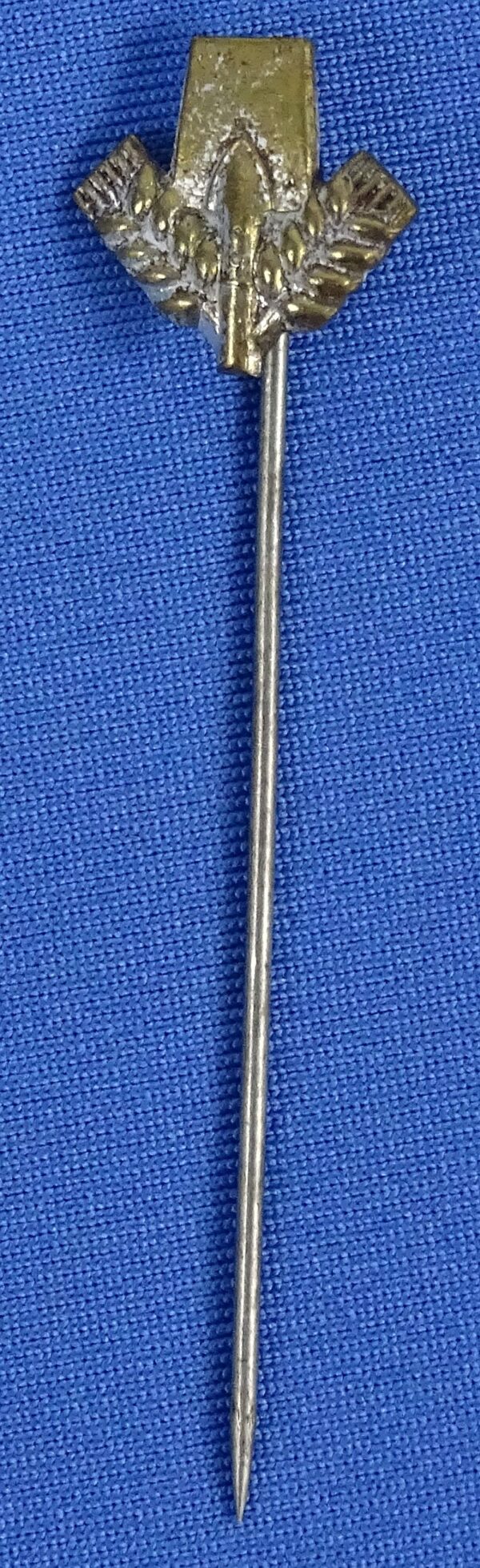 Freiwillingen Arbeitsdienst Labor Service Member Stickpin