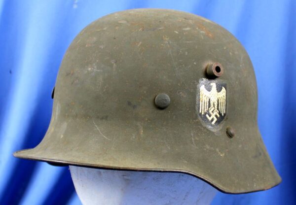 Single Decal Third Reich Reissued M16 Combat Helmet