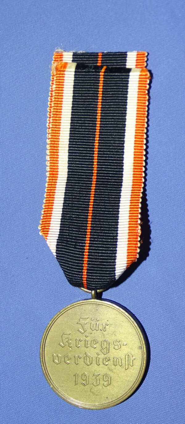 German War Merit Medal in Tombac Maker 108 - Image 2