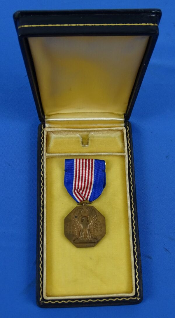 Cased WWII Soldier's Medal