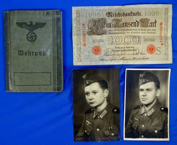 German Army Signals Replacement Detachment Wehrpass with Photographs
