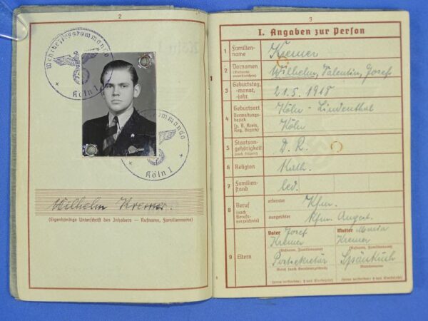 German Army Signals Replacement Detachment Wehrpass with Photographs - Image 3