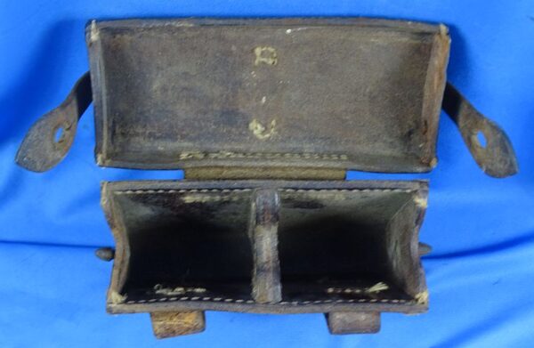 WWII Japanese Arisaka Rifle Ammunition Pouch - Image 4