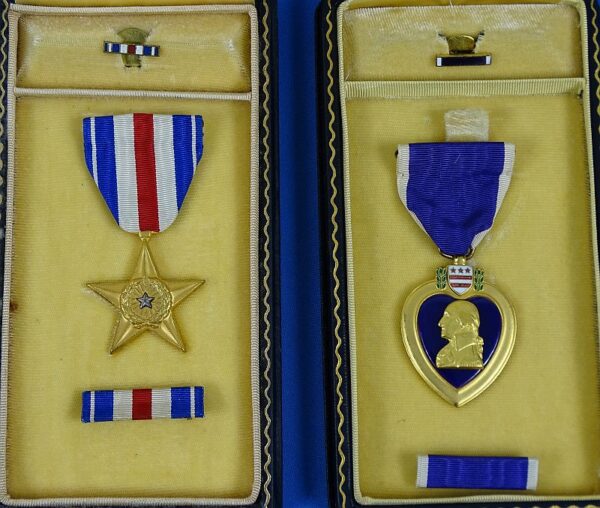 Named and Cased Korean War Posthumous Silver Star and Purple Heart to an African American Artilleryman - Image 2