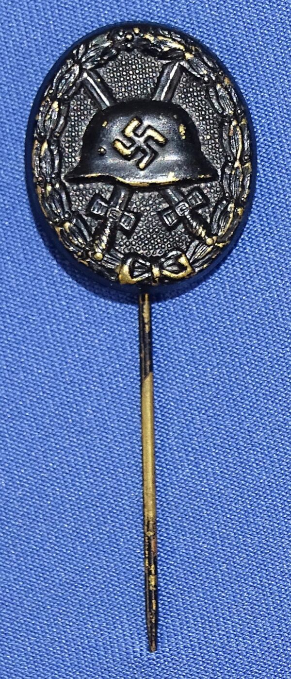 1939 Black Wound Badge Stickpin