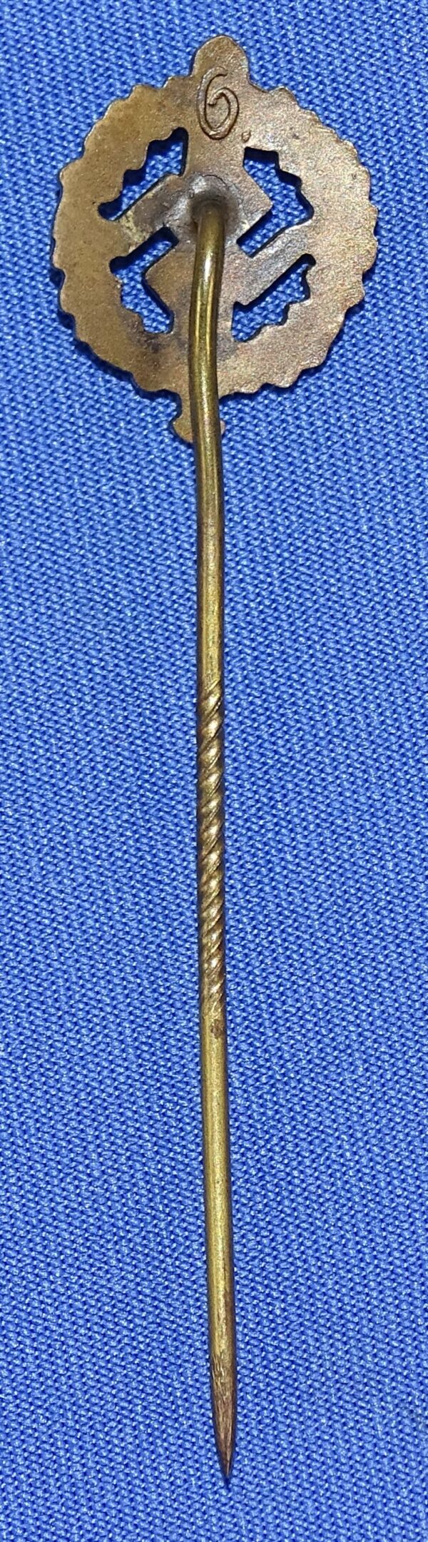 SA Bronze Sports Badge Stickpin - Image 2