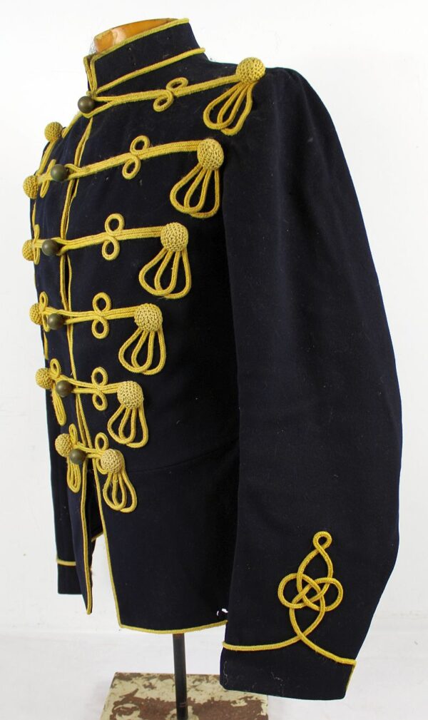 British 8th King's Royal Irish Hussars Uniform - Image 3