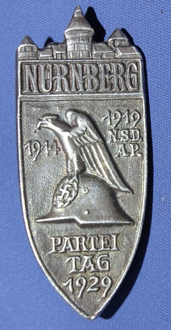 1929 Nurnberg Partei Tag Silver Grade Solid Badge