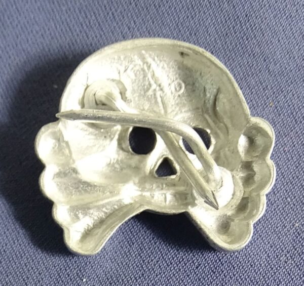 Panzer Collar Tab Skull - Image 2