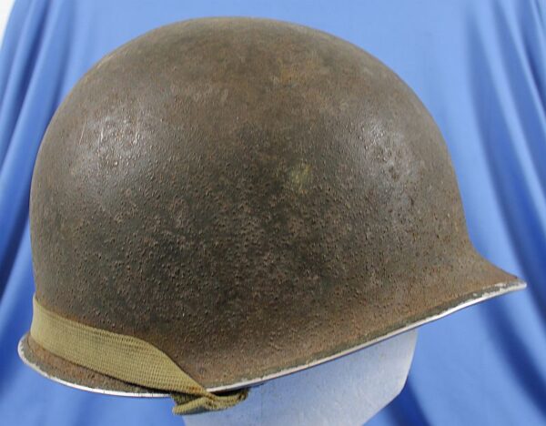 WWII Front Seam Fixed Bale M1 Combat Helmet - Image 3