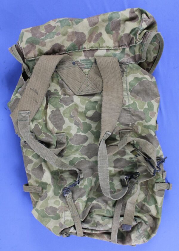 1943 U.S. Army Camouflage Jungle Backpack - Image 4