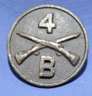 WWI 4th Infantry Co B Collar Disk