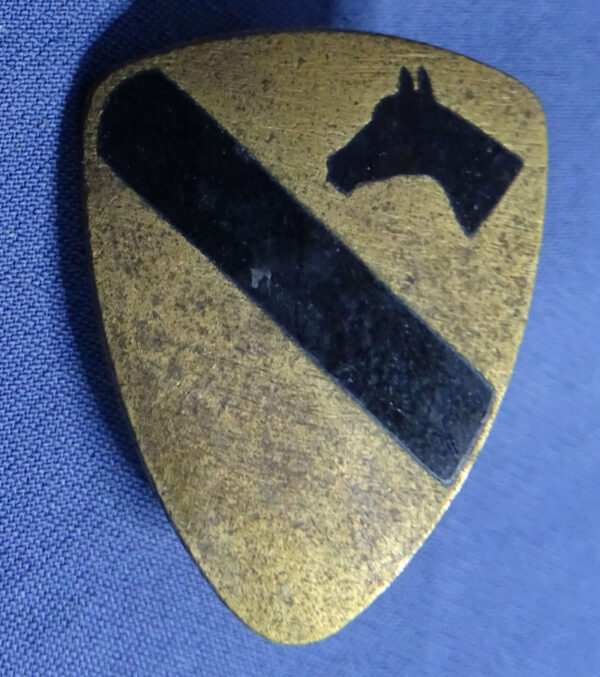 WWII 1st Cavalry Division Patch Type DI/Crest