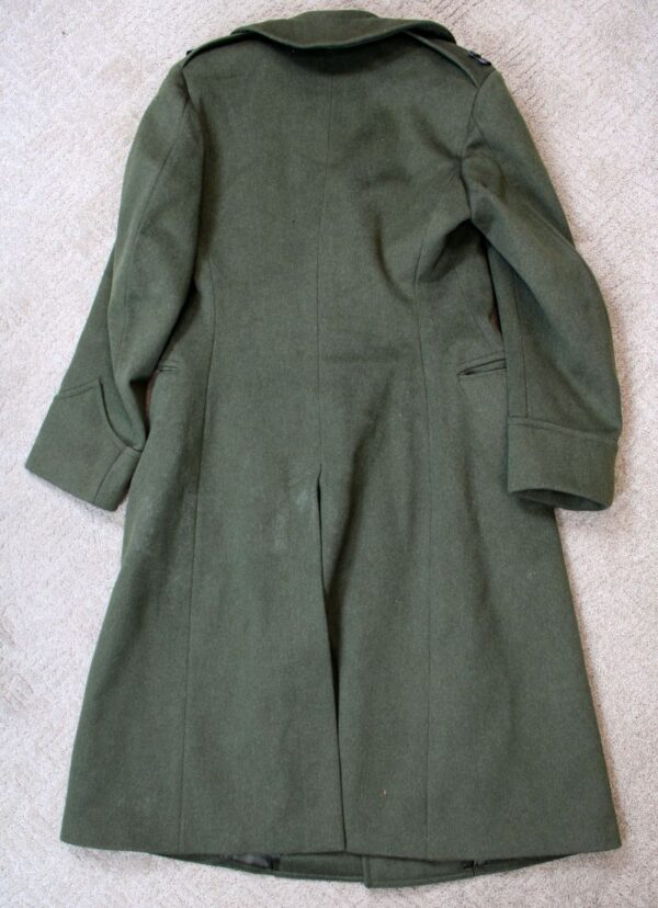 Named High Quality WWII U. S. Marine Corps Captain's Overcoat - Image 2