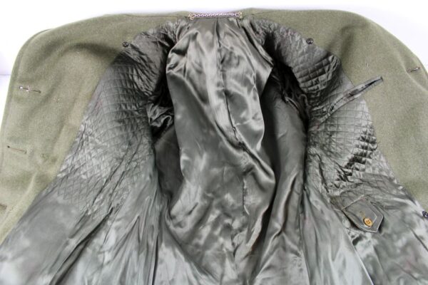Named High Quality WWII U. S. Marine Corps Captain's Overcoat - Image 3