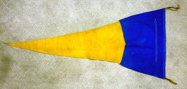 Large Wool World War I Pennant: "Service World War 1917" - Image 2