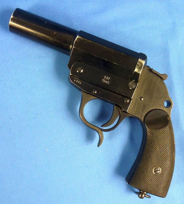 WWII German LP34 Signal Flare Pistol in 1959 Holster with Flares - Image 3