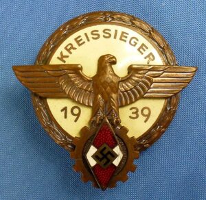 1939 Hitler Youth Trade Competition Winner Kreissieger Badge by Hermann Aurich