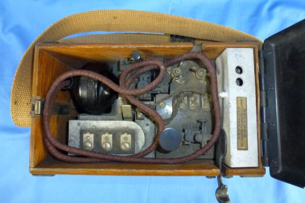 WWI U.S. Army Signal Corps Model 1917 Field Telephone - Image 5