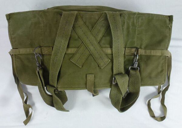 WWII U.S. Army Airborne Paratrooper Medical Pack with Contents - Image 4