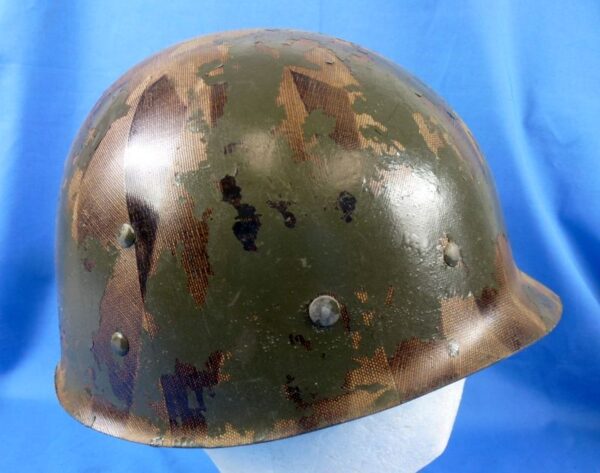 WWII Fixed Bale M1 Combat Helmet with Korean War U.S. Marine Corps Camouflage Cover - Image 12