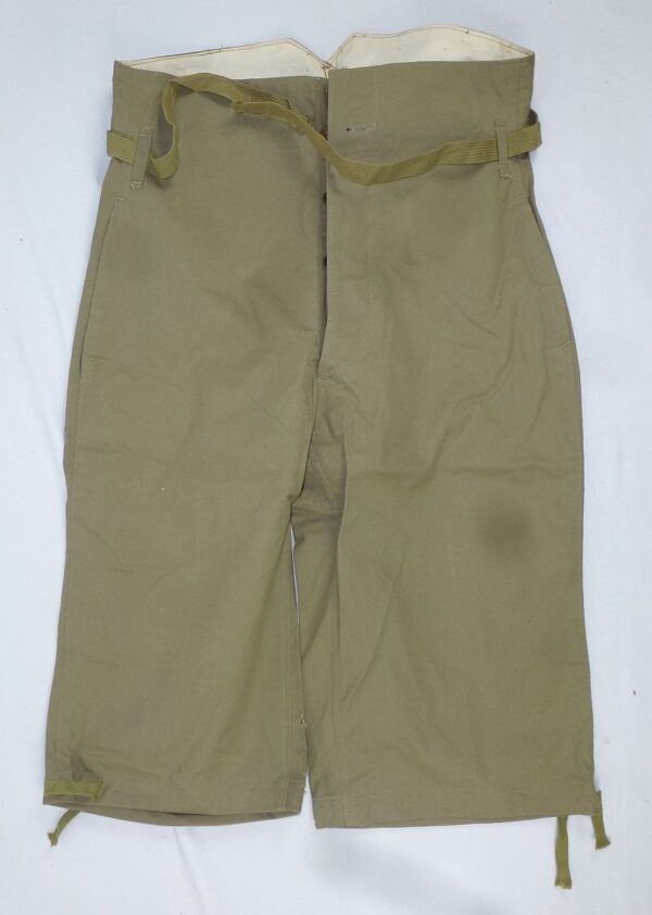 Near Mint WWII Japanese Army EM/NCO Short Cotton Trousers