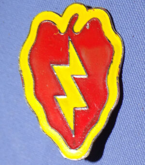 Vietnam 25th Infantry Division Beercan DI/Crest