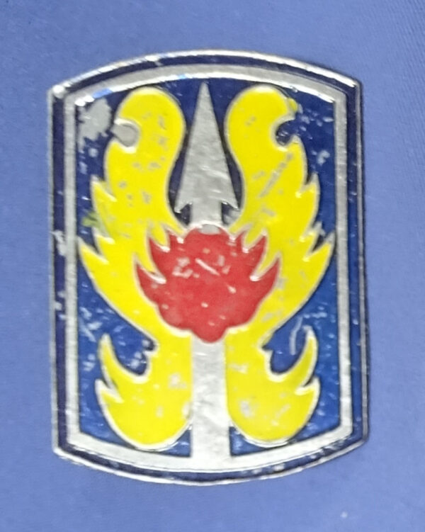 Vietnam 199th Infantry Brigade Beercan DI/Crest
