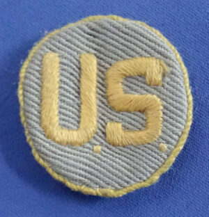 WWII CBI Theater Made U.S. Cloth Collar Disk