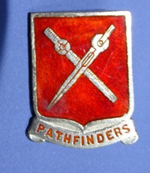 WWII 990th Engineer Bn Sterling DI/Crest