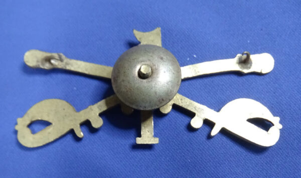 Model 1896 5th Cavalry I Co Cap Insignia - Image 2