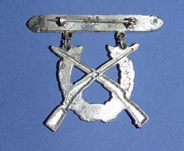 USMC Marine Corps Expert Rifleman Qualification Badge - Image 2