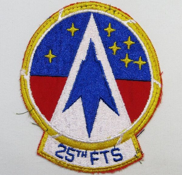 25th Flying Training Squadron Patch