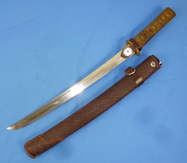 WWII Japanese Wakizashi In Leather Covered Scabbard For Use By Tank or Pilot Officer's - Image 2