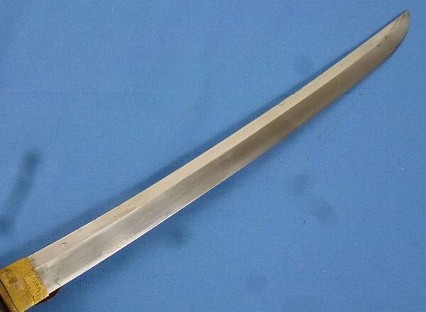 WWII Japanese Wakizashi In Leather Covered Scabbard For Use By Tank or Pilot Officer's - Image 4
